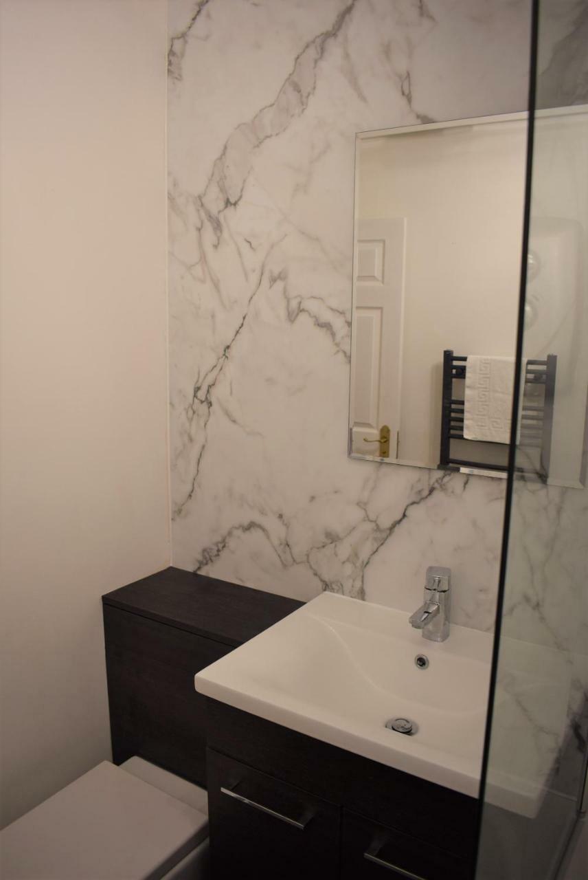 Kelpies Serviced - Cameron Appartement EDI